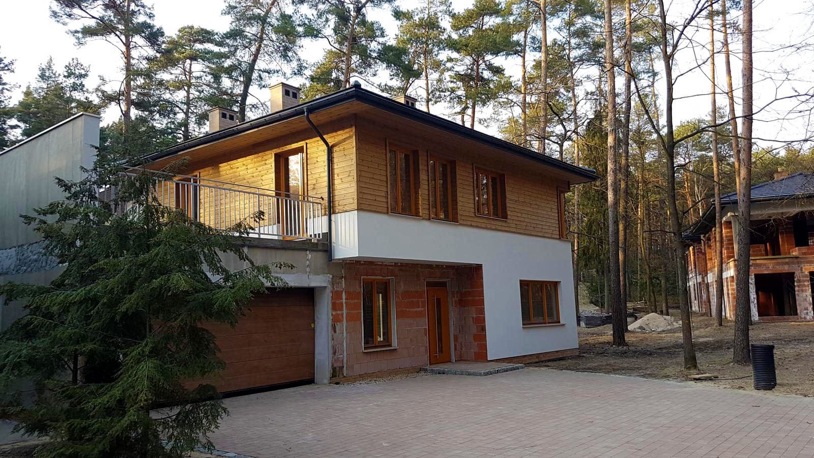Enklawa Magdalenka - Wykończenie drewnem