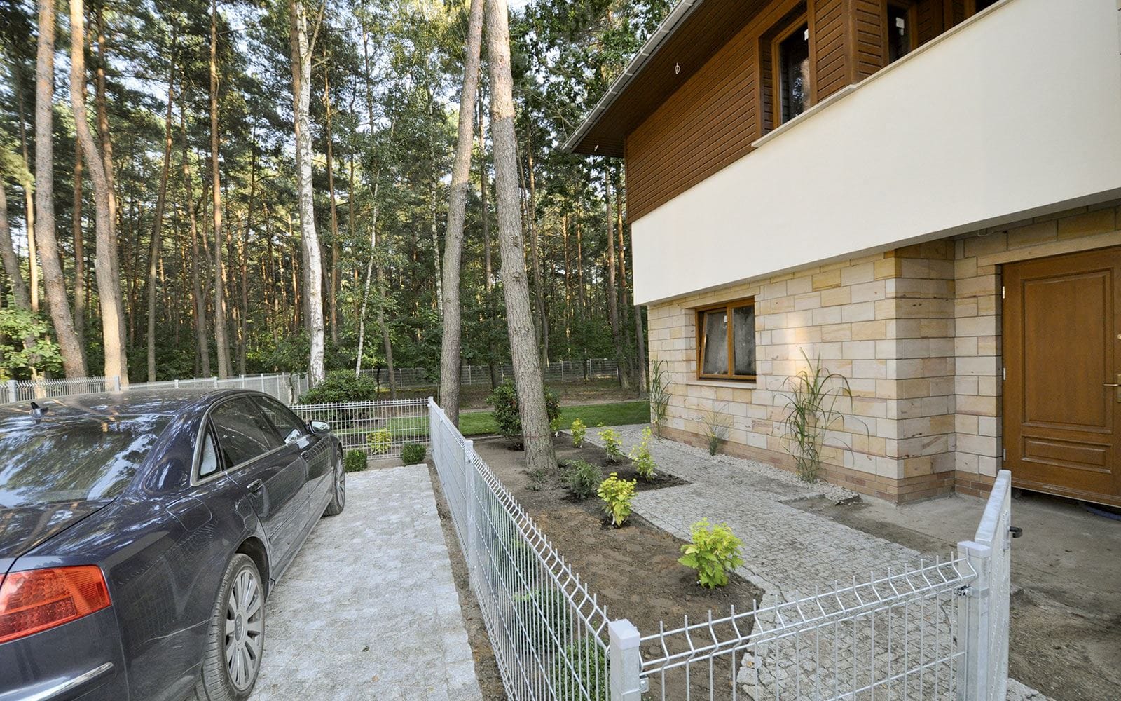 Sosnowy Park - Z zewnątrz 12