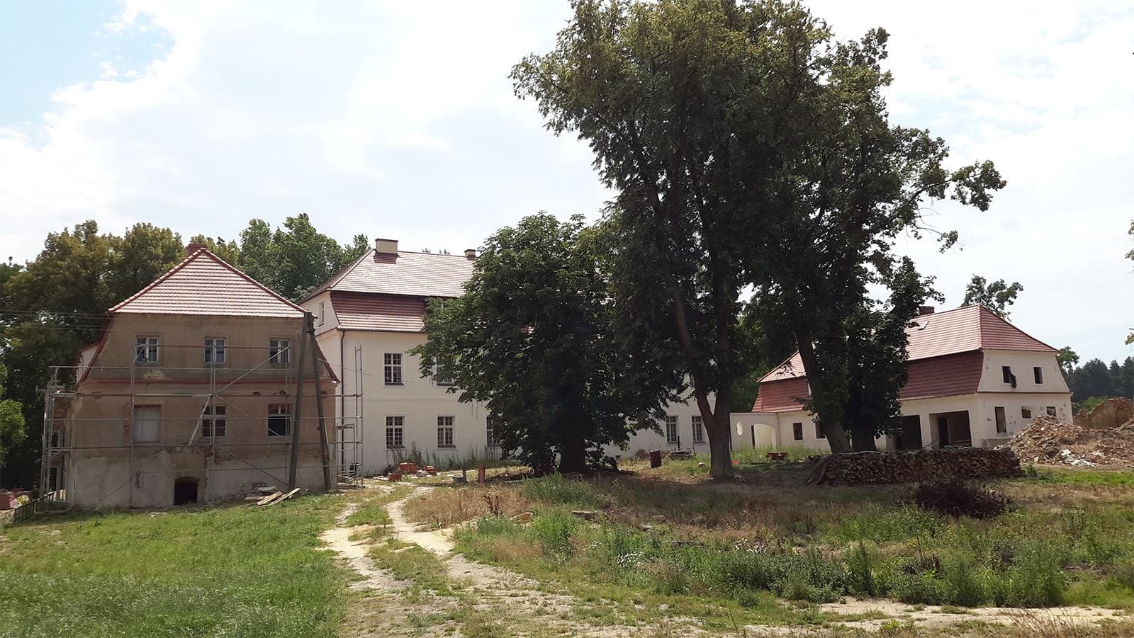 Zakup przez Amolla